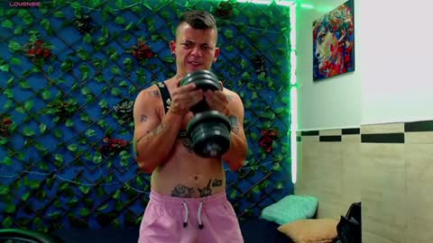 R E N E  online show from 01/24/25, 09:17