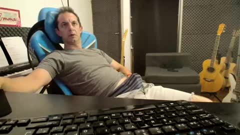 Rock Star online show from 01/12/25, 01:27