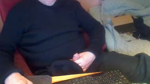 Snapshot of reodorfelgen chatting on 10/24/25, 12:12 Reodor online show from 10/24/25, 12:12