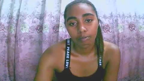 Snapshot of rephaleta chatting on 02/19/25, 10:12 Rephaleta online show from 02/19/25, 10:12