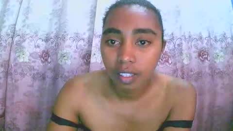 Snapshot of rephaleta chatting on 09/30/25, 07:13 Rephaleta online show from 09/30/25, 07:13