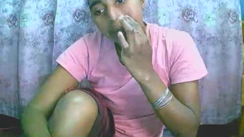 Snapshot of rephaleta chatting on 10/05/25, 10:57 Rephaleta online show from 10/05/25, 10:57