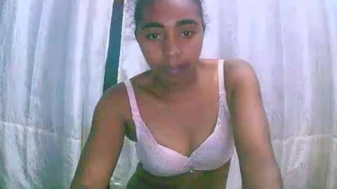 Snapshot of rephaleta chatting on 11/14/25, 07:51 Rephaleta online show from 11/14/25, 07:51