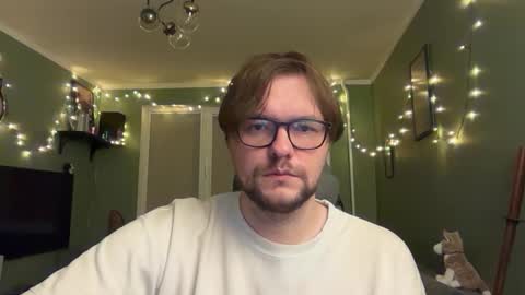 requiquie online show from 10/31/25, 05:03