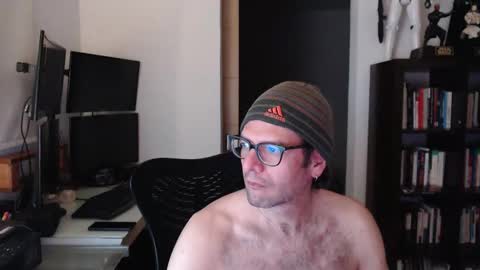 Snapshot of resinasa4 chatting on 03/12/26, 04:51 resinasa4 online show from 03/12/26, 04:51