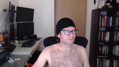 Snapshot of resinasa4 chatting on 04/15/26, 07:15 resinasa4 online show from 04/15/26, 07:15