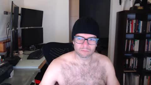 Snapshot of resinasa4 chatting on 04/16/26, 08:59 resinasa4 online show from 04/16/26, 08:59