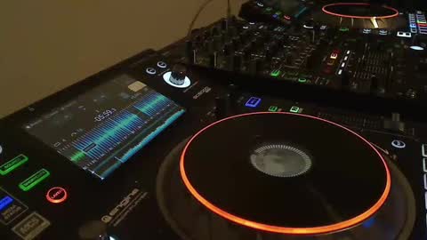 GearPorn online show from 01/11/25, 09:15