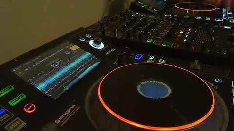 GearPorn online show from 01/26/25, 02:35