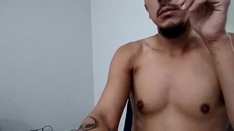 Snapshot of rev82592 chatting on 10/25/25, 04:42 justforfun794 online show from 10/25/25, 04:42