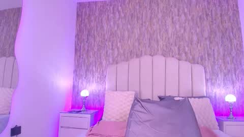 Snapshot of reven_lilith chatting on 01/16/26, 03:10 REVEN online show from 01/16/26, 03:10