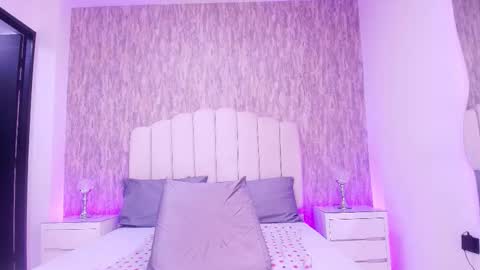 Snapshot of reven_lilith chatting on 03/20/26, 03:11 REVEN online show from 03/20/26, 03:11