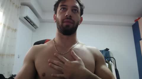 Snapshot of revivedunknown chatting on 12/24/24, 09:50 Chris online show from 12/24/24, 09:50