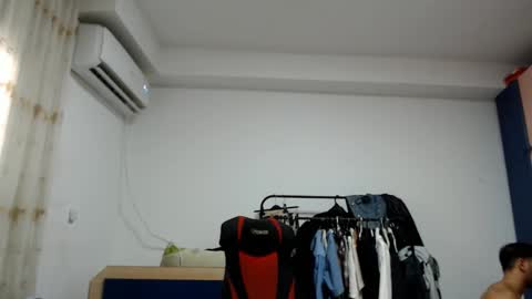 Snapshot of revivedunknown chatting on 09/14/25, 01:10 Chris online show from 09/14/25, 01:10