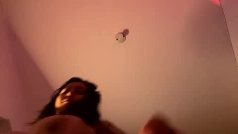 Snapshot of rexaybladee chatting on 10/29/25, 04:37 Rexa y blade online show from 10/29/25, 04:37