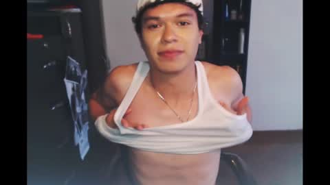 Snapshot of rexbunnybody chatting on 02/19/25, 07:38 Rex online show from 02/19/25, 07:38