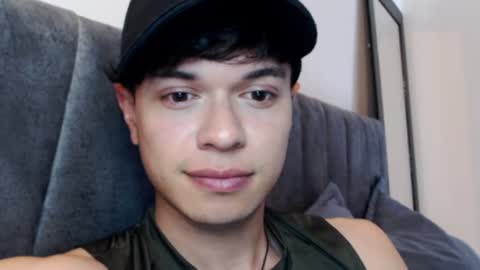 Snapshot of rexbunnybody chatting on 06/10/26, 04:28 Rex online show from 06/10/26, 04:28