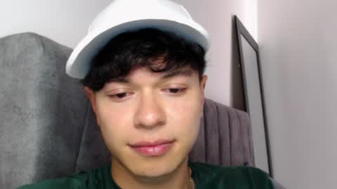 Snapshot of rexbunnybody chatting on 06/11/26, 04:27 Rex online show from 06/11/26, 04:27