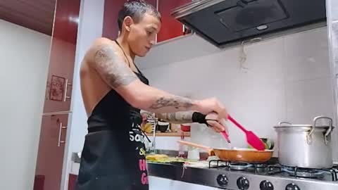 Snapshot of rey_masterhot chatting on 11/19/25, 07:36 reymasterhot online show from 11/19/25, 07:36