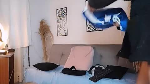 Snapshot of rey_masterhot chatting on 11/21/25, 07:01 reymasterhot online show from 11/21/25, 07:01