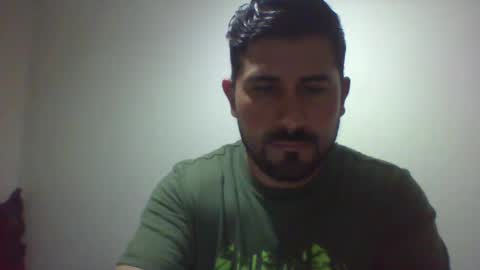 Snapshot of reyalad_mariana chatting on 01/27/25, 03:18 REYALAD online show from 01/27/25, 03:18