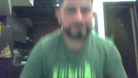 Snapshot of reyalad_mariana chatting on 02/22/25, 05:24 REYALAD online show from 02/22/25, 05:24