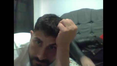 Snapshot of reyalad_mariana chatting on 03/06/25, 10:26 REYALAD online show from 03/06/25, 10:26