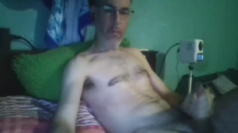 Snapshot of reyes_albert2006 chatting on 04/24/26, 07:38 reyes_albert2006 online show from 04/24/26, 07:38