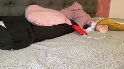 Snapshot of reyna77 chatting on 02/05/25, 04:47 reyna77 online show from 02/05/25, 04:47