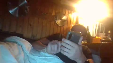 Snapshot of rezznova chatting on 11/05/25, 07:36 Joe online show from 11/05/25, 07:36