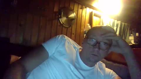 Snapshot of rezznova chatting on 12/03/25, 10:08 Joe online show from 12/03/25, 10:08