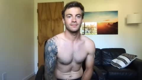 Snapshot of rguy114 chatting on 09/14/25, 02:05 Ryan online show from 09/14/25, 02:05