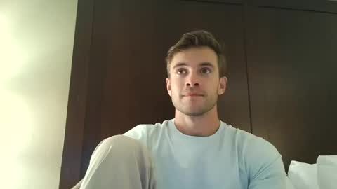 Snapshot of rguy114 chatting on 10/16/25, 02:56 Ryan online show from 10/16/25, 02:56