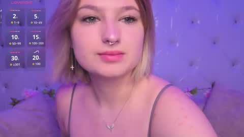 Snapshot of rheamoonn chatting on 07/03/26, 01:01 Grace online show from 07/03/26, 01:01