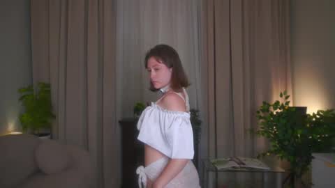 Snapshot of rhebageigel chatting on 06/14/26, 10:23 Nanami online show from 06/14/26, 10:23