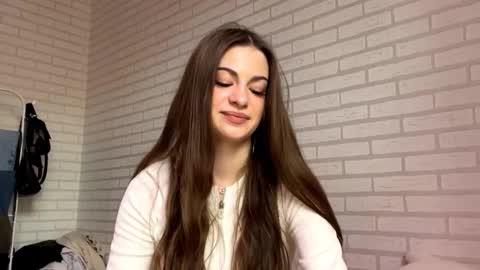 Anna online show from 10/20/25, 09:32