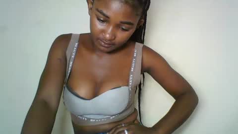 Snapshot of rhoanna chatting on 07/02/26, 01:39 rhoanna online show from 07/02/26, 01:39