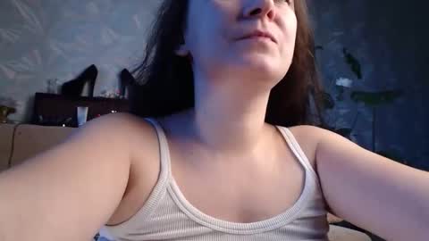 ria_32 online show from 10/18/25, 02:03