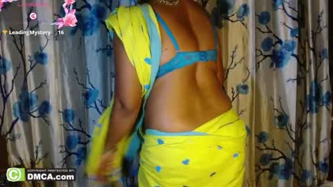 Snapshot of ria_fun chatting on 03/27/26, 06:51 Riya online show from 03/27/26, 06:51