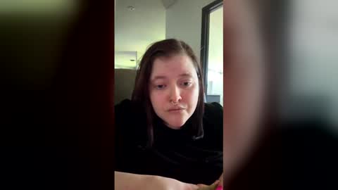 Snapshot of riah_babbie chatting on 05/02/26, 01:49 riah_babbie online show from 05/02/26, 01:49