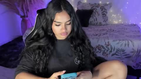 Snapshot of riana_kean chatting on 04/24/26, 05:43 RianaK online show from 04/24/26, 05:43