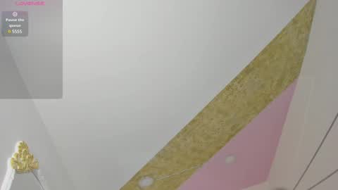 Riana online show from 02/20/25, 05:51