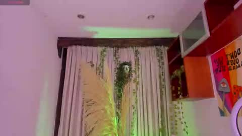 Snapshot of rianamanson chatting on 03/23/26, 04:38 Riana online show from 03/23/26, 04:38