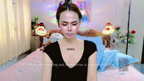 Snapshot of ribbinbovkoy chatting on 04/02/26, 01:03 ribbinbovkoy online show from 04/02/26, 01:03