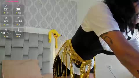 Snapshot of riby_ chatting on 07/14/26, 07:41 riby online show from 07/14/26, 07:41