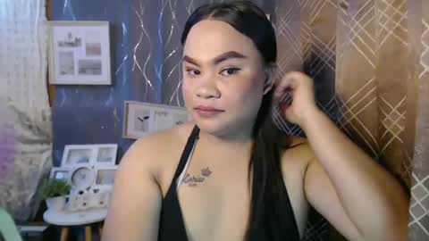 Snapshot of ricahotasain_05 chatting on 02/13/25, 08:06 Rica online show from 02/13/25, 08:06