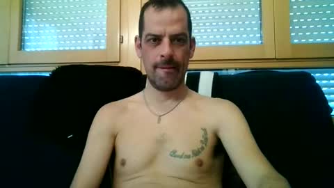 Snapshot of ricardohawtin chatting on 04/05/26, 10:34 ricardohawtin online show from 04/05/26, 10:34