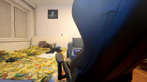 Snapshot of ricciardio chatting on 11/26/25, 05:47 ricciardio online show from 11/26/25, 05:47