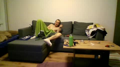 Snapshot of ricciardio chatting on 05/27/26, 07:55 ricciardio online show from 05/27/26, 07:55