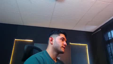 Ricardo online show from 09/15/25, 01:44